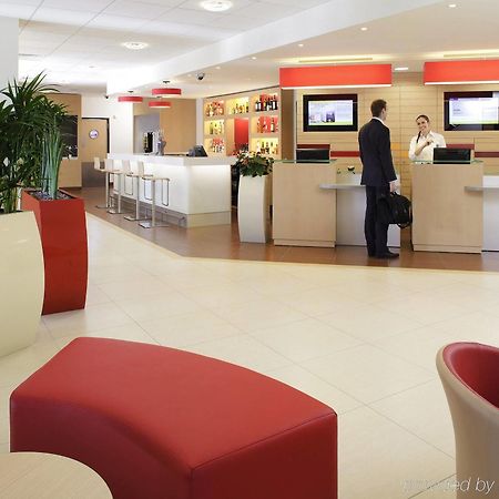 Ibis Lyon L'Isle D'Abeau Hotel Zewnętrze zdjęcie