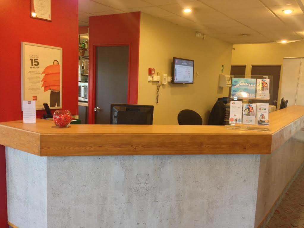 Ibis Lyon L'Isle D'Abeau Hotel Zewnętrze zdjęcie