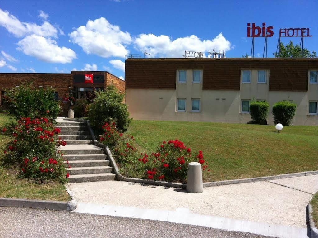 Ibis Lyon L'Isle D'Abeau Hotel Zewnętrze zdjęcie
